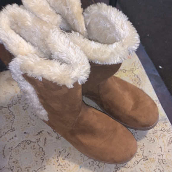 cat & jack  warm boots - Picture 3 of 3